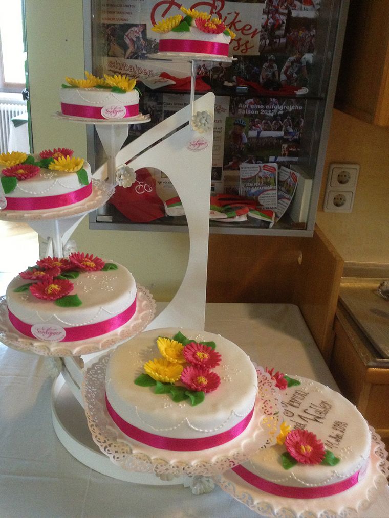 Torte in Treppenform